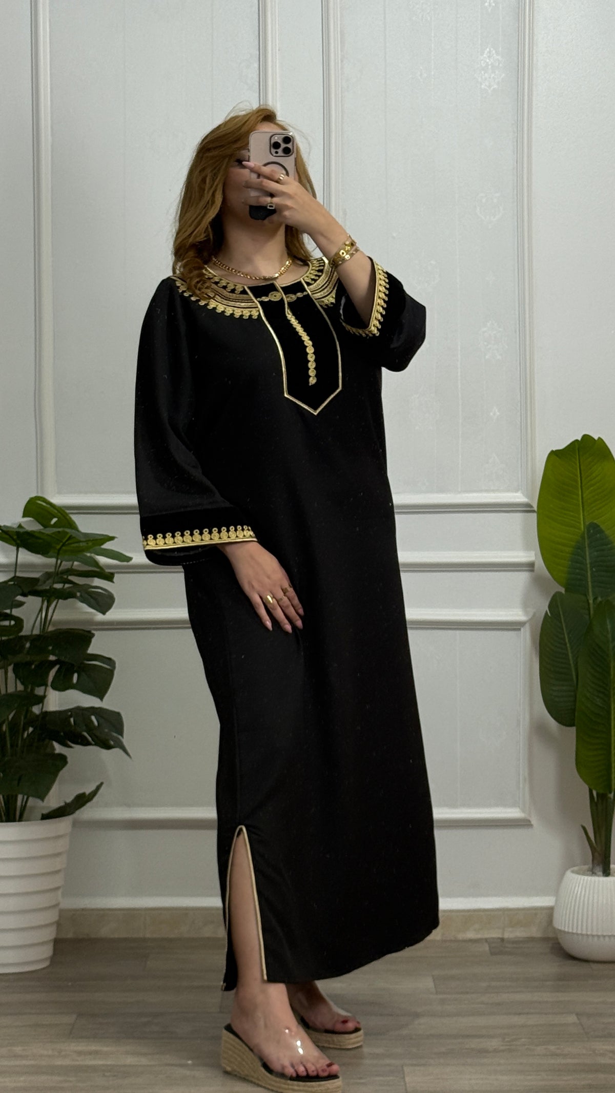LA ROBE ELIA