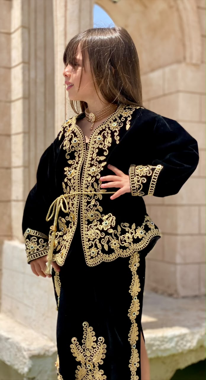 KARAKOU CILIA
