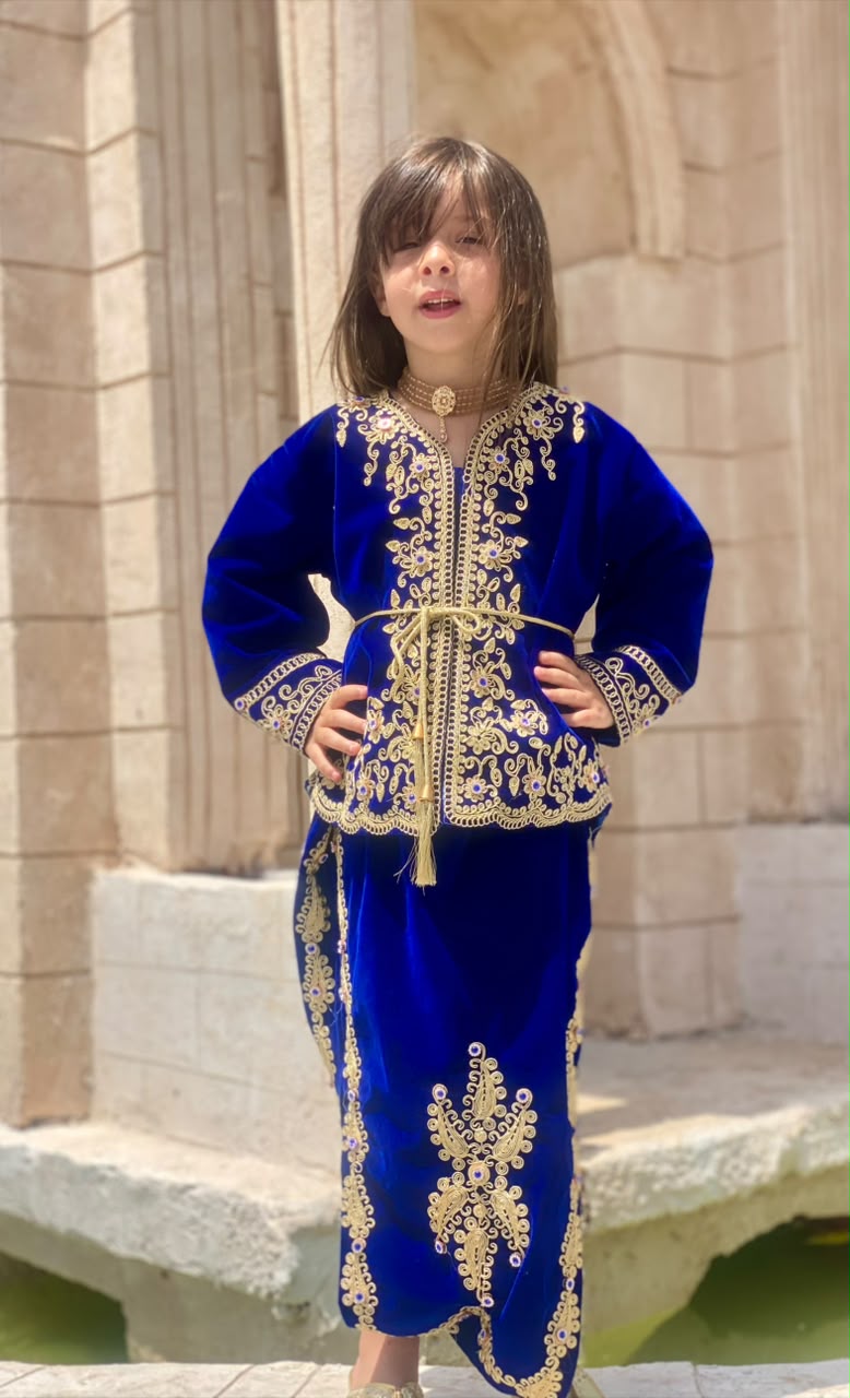 KARAKOU CILIA